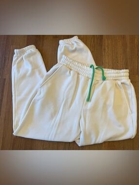 White Fabletics Sweatpants